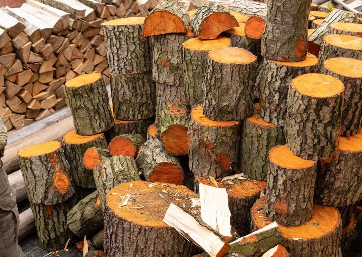 Bois de chauffage de qualité Lésigny